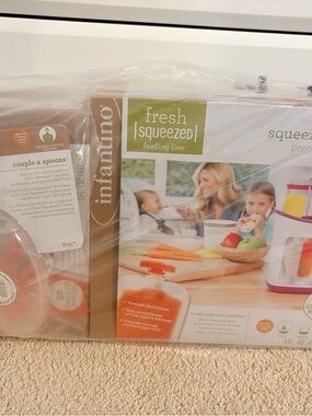 Infantino Baby Food Maker Squeeze Station + 60 Pouches + Spoon Set NEW
